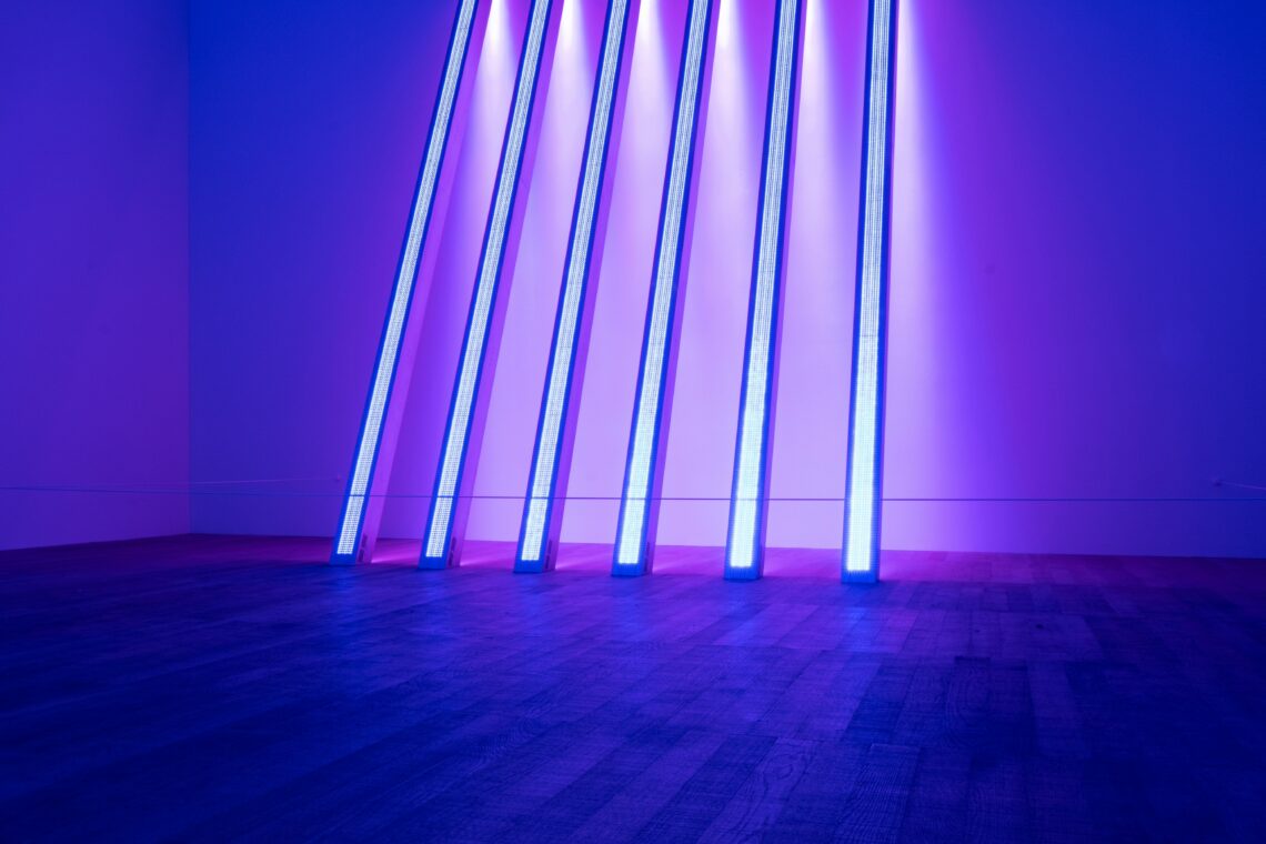 LED